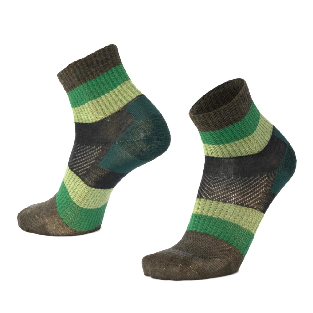 ORLIK RIBBON členkové pruhované merino ponožky Moose